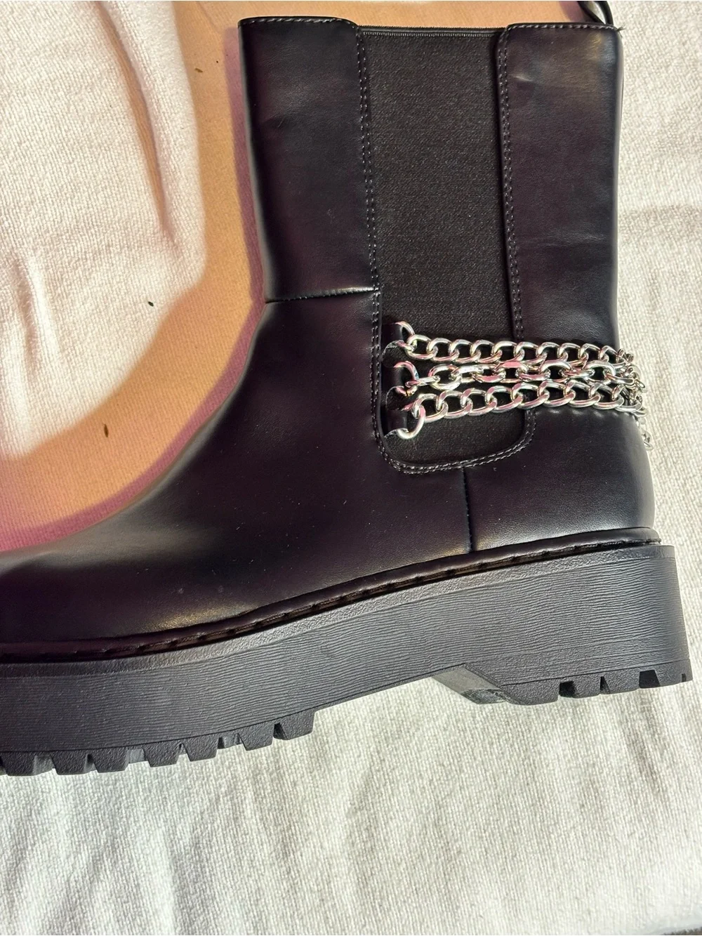 Wild Pair Rocksann Chain Zipper Ankle Boots – Black – Women’s Size 9 – NEW